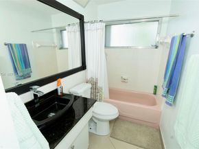 4518 NW 45th Ct, Tamarac FL 33319
