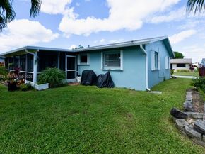 4518 NW 45th Ct, Tamarac FL 33319