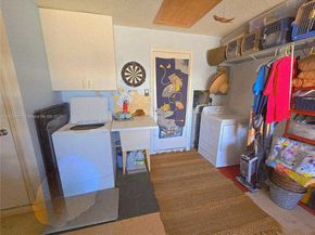 1711 SW 22nd St, Boynton Beach FL 33426