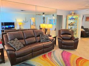 1711 SW 22nd St, Boynton Beach FL 33426