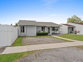 13226 NW 5th Ter, Miami FL 33182