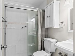 13226 NW 5th Ter, Miami FL 33182
