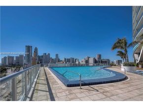 888 Biscayne Blvd 1811, Miami FL 33132