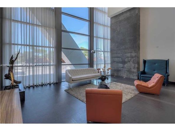 888 Biscayne Blvd 1811, Miami FL 33132