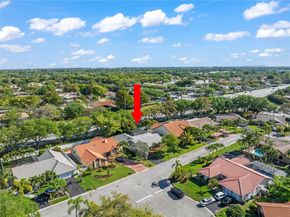 10823 NW 7th St, Coral Springs FL 33071