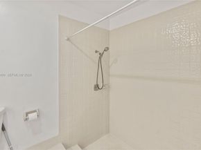 10823 NW 7th St, Coral Springs FL 33071