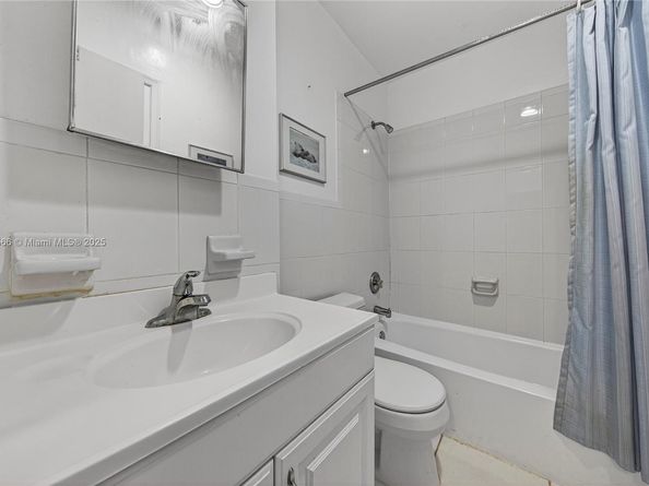 5840 NE 22nd Way 725, Fort Lauderdale FL 33308