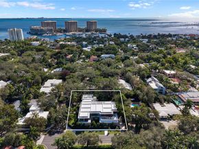 3210 Coacoochee St, Miami FL 33133