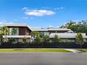 3210 Coacoochee St, Miami FL 33133