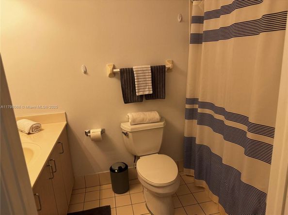 185 SE 14th Ter 1812, Miami FL 33131