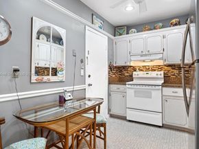 400 S Cypress Rd 424, Pompano Beach FL 33060