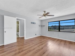 10927 SW 71st Ln, Miami FL 33173