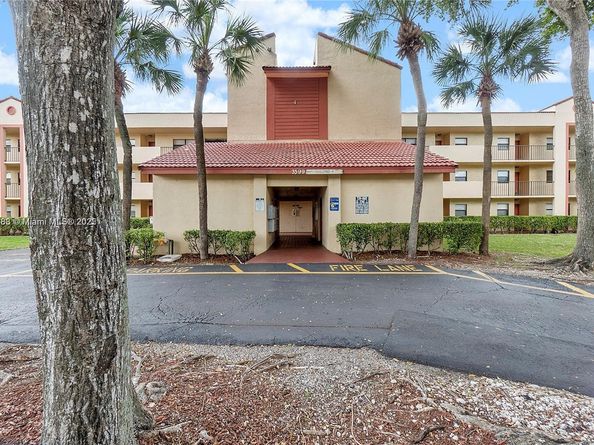 3399 Foxcroft Rd 108, Miramar FL 33025