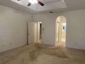 1659 Passion Vine Cir 184, Weston FL 33326