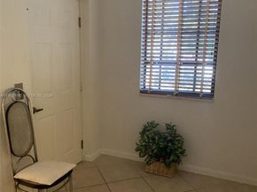 1659 Passion Vine Cir 184, Weston FL 33326