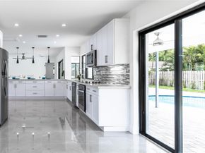 1001 NW 6th Dr, Boca Raton FL 33486