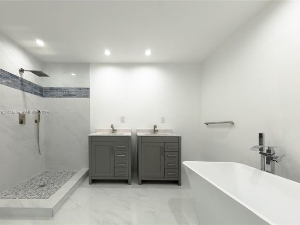 1001 NW 6th Dr, Boca Raton FL 33486