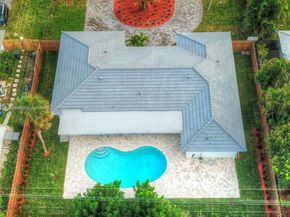 1001 NW 6th Dr, Boca Raton FL 33486