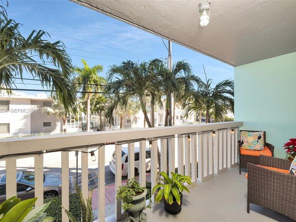 7620 Carlyle Ave 204, Miami Beach FL 33141