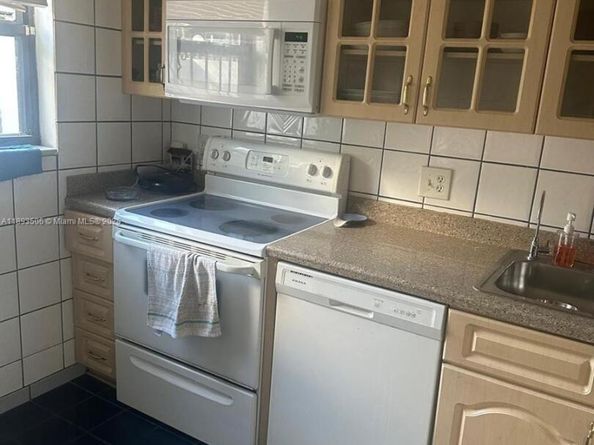 8000 SW 152nd Ave 115, Miami FL 33193