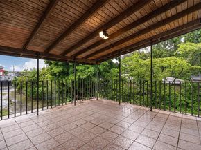 1523 NW 38th St, Miami FL 33142