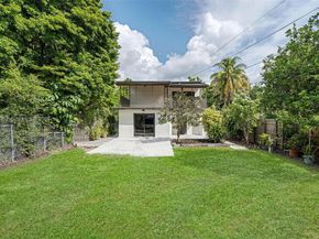 1523 NW 38th St, Miami FL 33142