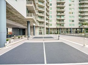 690 SW 1st Ct 1709, Miami FL 33130
