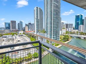 690 SW 1st Ct 1709, Miami FL 33130