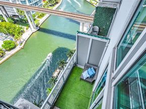 690 SW 1st Ct 1709, Miami FL 33130