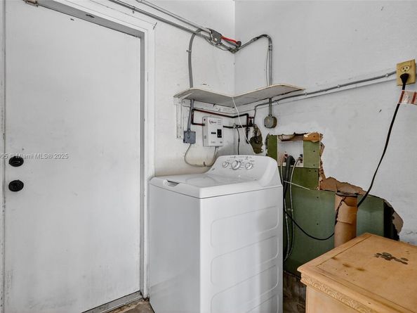 16411 SW 101st Ave, Miami FL 33157