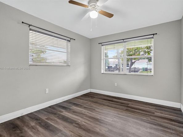 16411 SW 101st Ave, Miami FL 33157