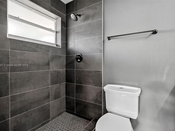 16411 SW 101st Ave, Miami FL 33157