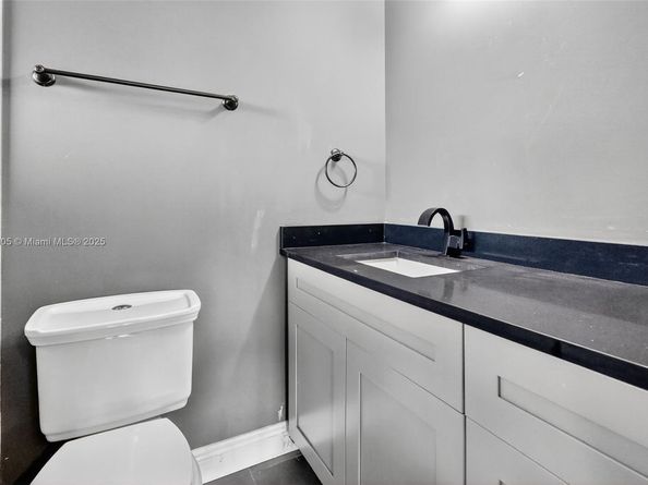 16411 SW 101st Ave, Miami FL 33157