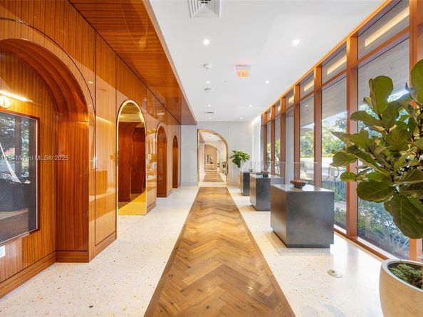 2655 S Bayshore Drive LPH, Coconut Grove FL 33133
