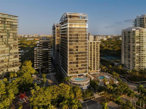 2655 S Bayshore Drive LPH, Coconut Grove FL 33133