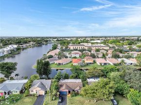 7545 NW 99th Ave, Tamarac FL 33321