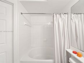 17100 N Bay Rd 1810, Sunny Isles Beach FL 33160
