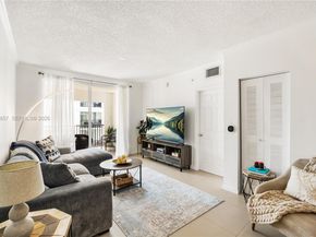 17100 N Bay Rd 1810, Sunny Isles Beach FL 33160