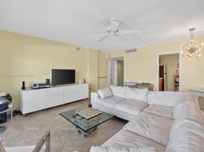 2900 NE 30th St K8, Fort Lauderdale FL 33306