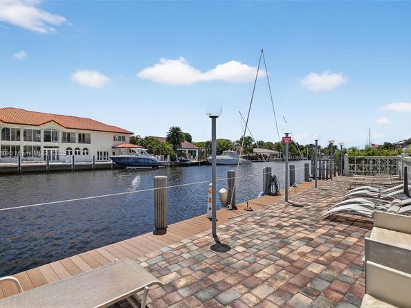 2900 NE 30th St K8, Fort Lauderdale FL 33306