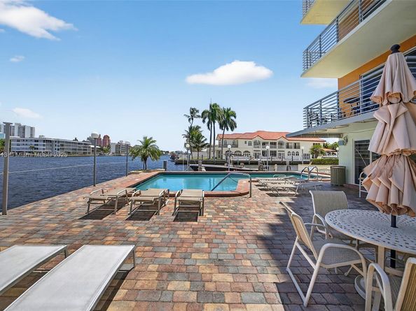 2900 NE 30th St K8, Fort Lauderdale FL 33306