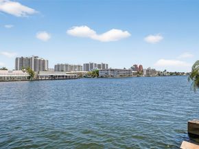 2900 NE 30th St K8, Fort Lauderdale FL 33306