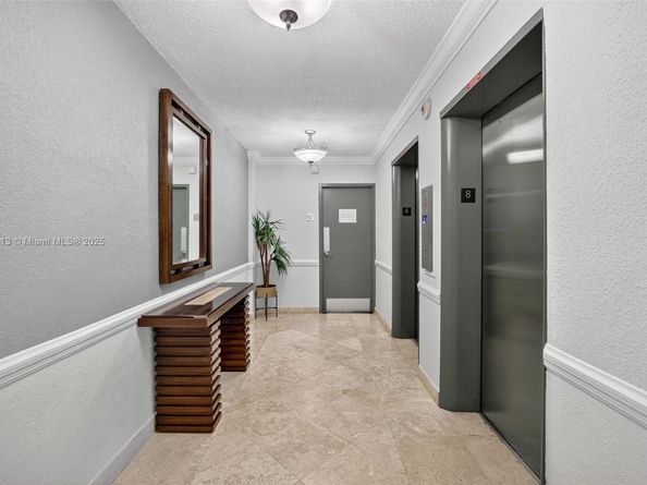 2900 NE 30th St K8, Fort Lauderdale FL 33306