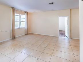 3090 SE 7th Ct, Homestead FL 33033