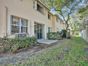 9175 NW 40th Pl, Sunrise FL 33351