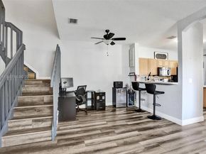 9175 NW 40th Pl, Sunrise FL 33351