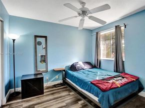 9175 NW 40th Pl, Sunrise FL 33351