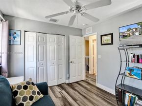 9175 NW 40th Pl, Sunrise FL 33351