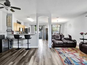 9175 NW 40th Pl, Sunrise FL 33351