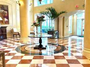 20000 E Country Club Dr 806, Aventura FL 33180